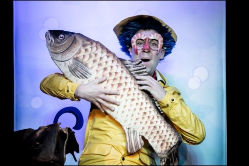 Zauberer ZaPPaloTT als Blub Blubber mit Fisch Würzburg Kinderzauberer Marktheidenfeld Würzburg Bamberg Nürnberg Schweinfurt Clown