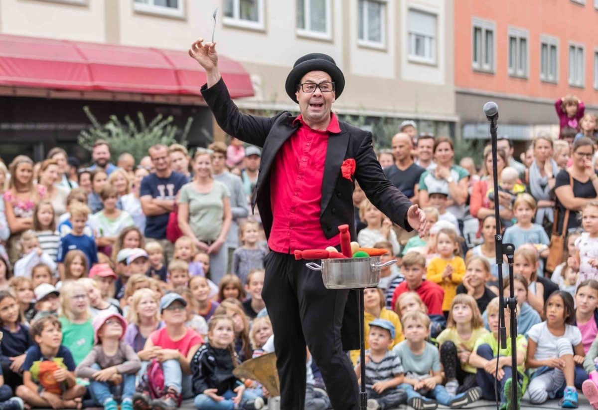 Kinderzauberer Bad Kissingen Zauberer ZaPPaloTT vor Publikum 